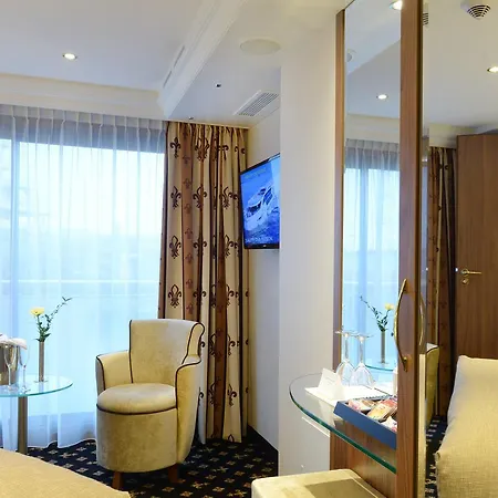 Hotelschiff Ms Jane Austen 5*