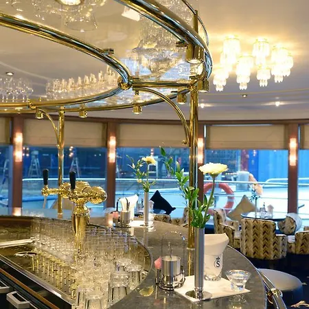 Hotelschiff Ms Jane Austen Úszó hotel